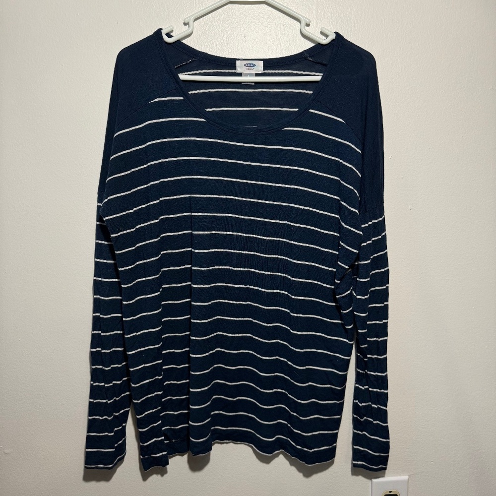 Old Navy Soft Long Sleeve Tee Size L